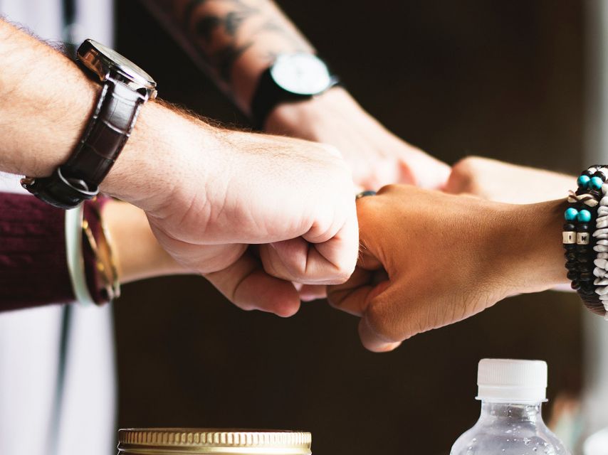 É possível superar crises sem demissões: veja como!